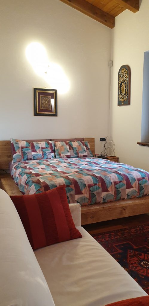 Oak bed