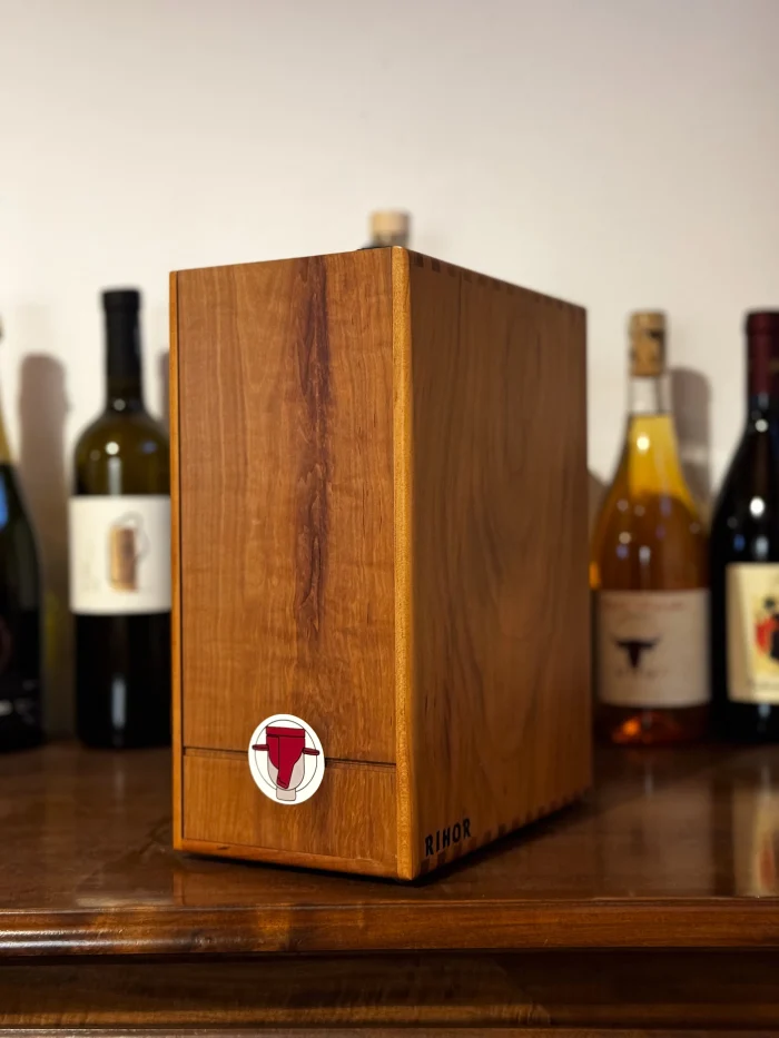 Vinbox 5L cherry wooden box for bag-in-box drinks